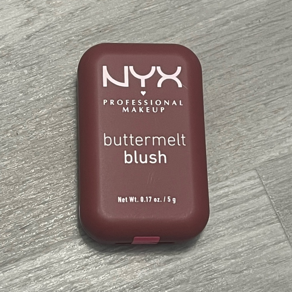 NYX Buttermelt Blush